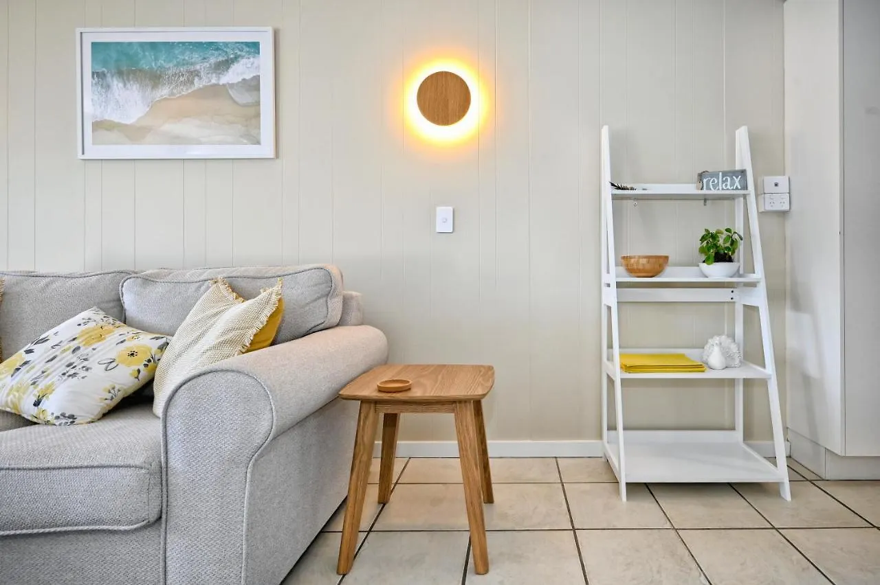 Our Beach Retreat - Pool, Bbq, Coastal Walks Zh5 Apartamento Maroochydore 0*,  Austrália