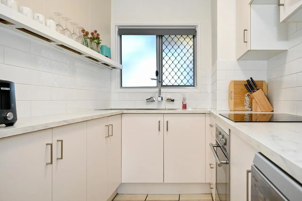Our Beach Retreat - Pool, Bbq, Coastal Walks Zh5 Apartamento Maroochydore 0*,  Austrália